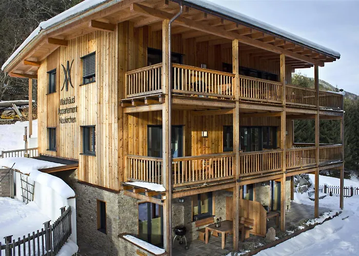 Waldhaeusl דירה *